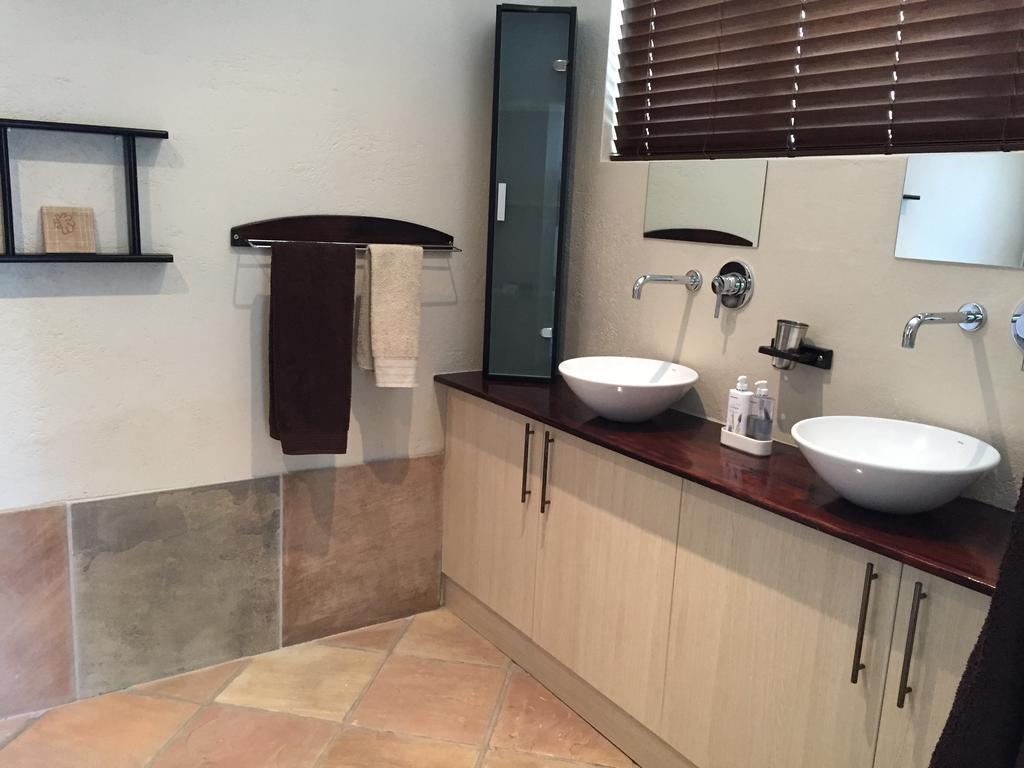 Haus Holzapfel Hotel Beaufort Wes Kamer foto